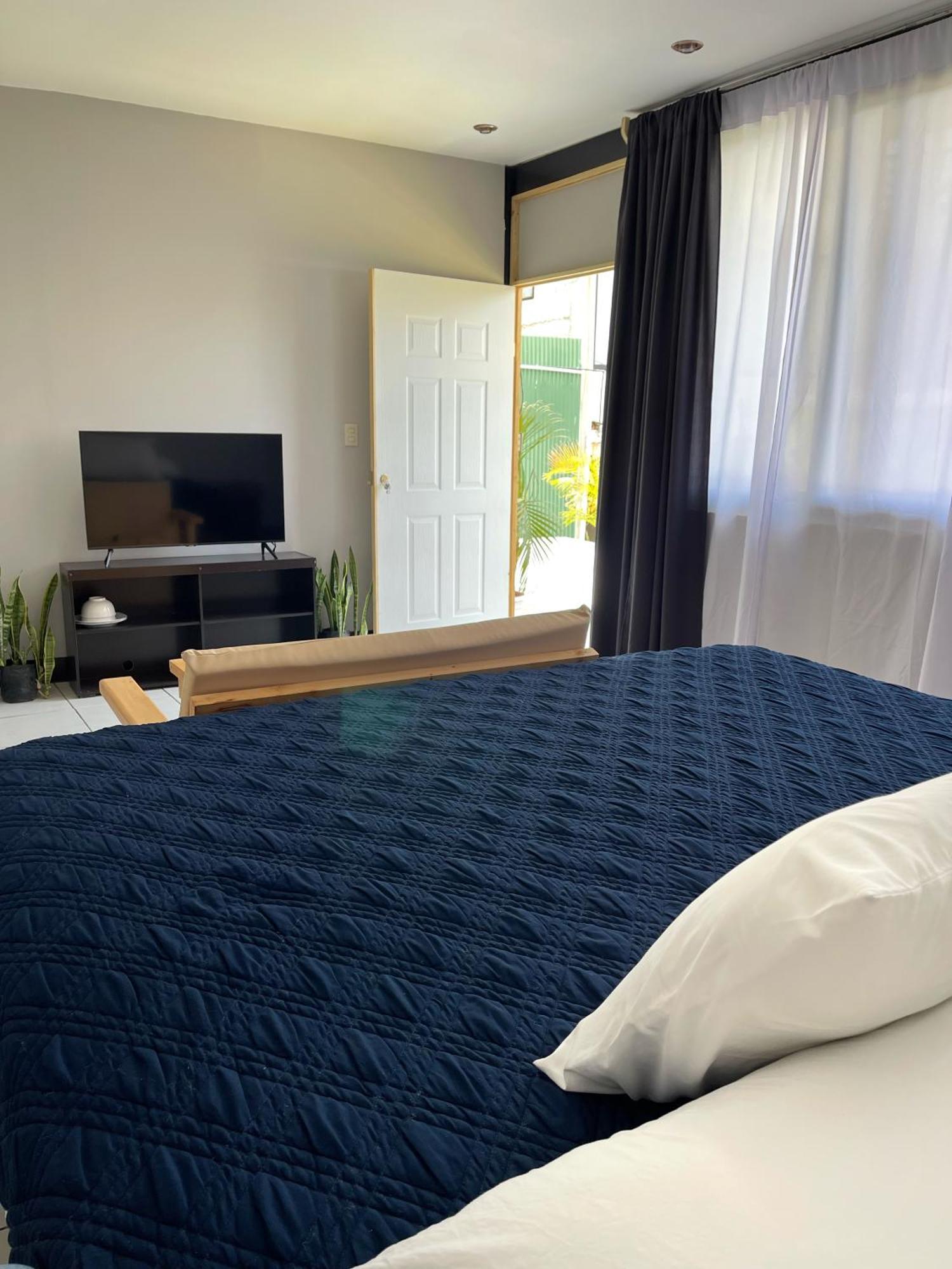 Habitacion Privada Lamat I San Pedro La Laguna Bagian luar foto
