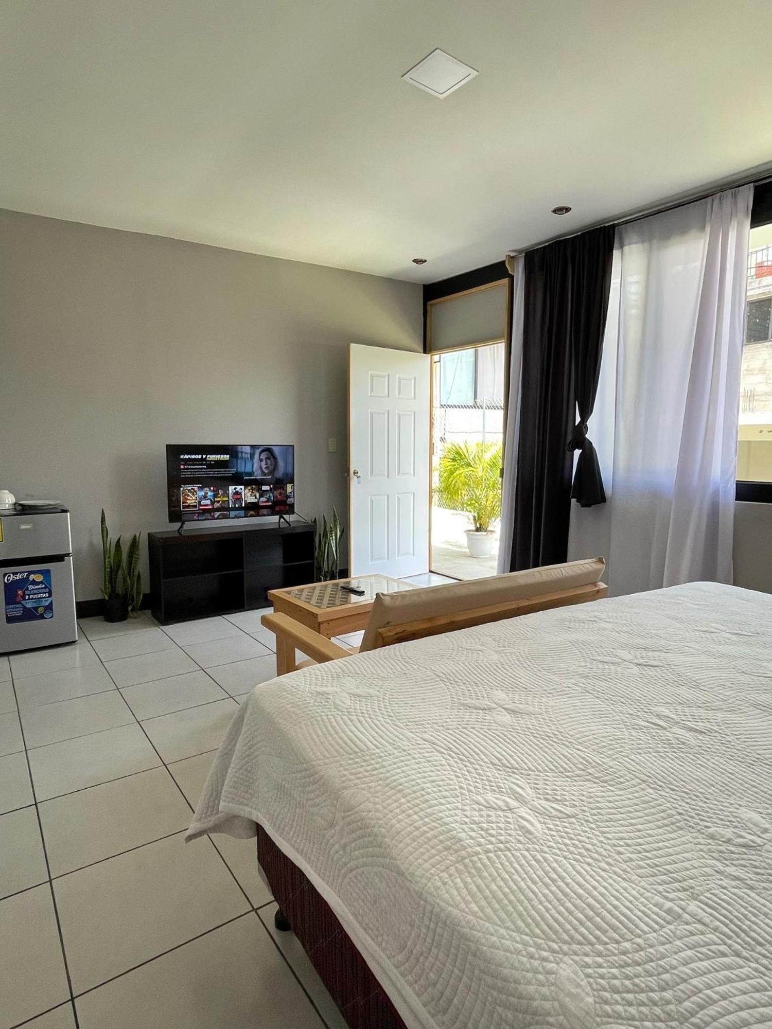 Habitacion Privada Lamat I San Pedro La Laguna Bagian luar foto